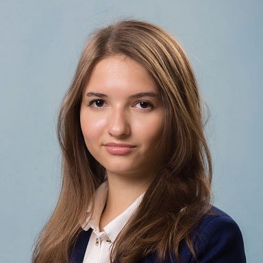 Петрушина Арина