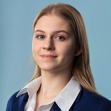 Николаева Юлия